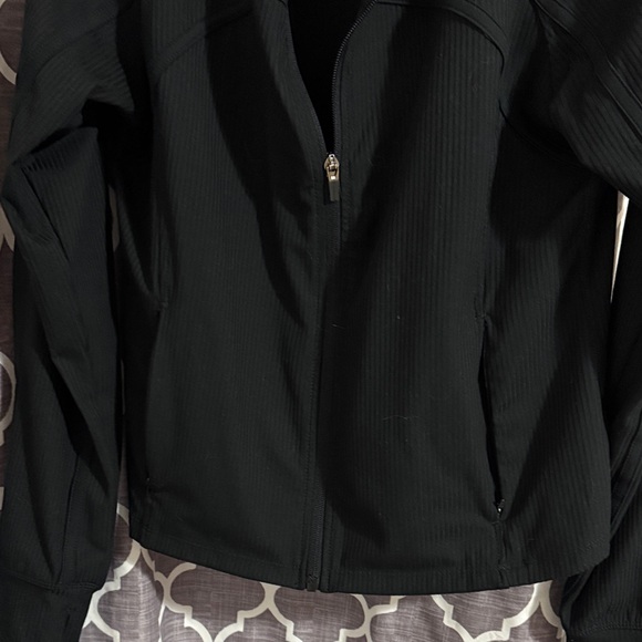 Danskin Brand Women’s Black Athletic Jacket - Picture 3 of 5